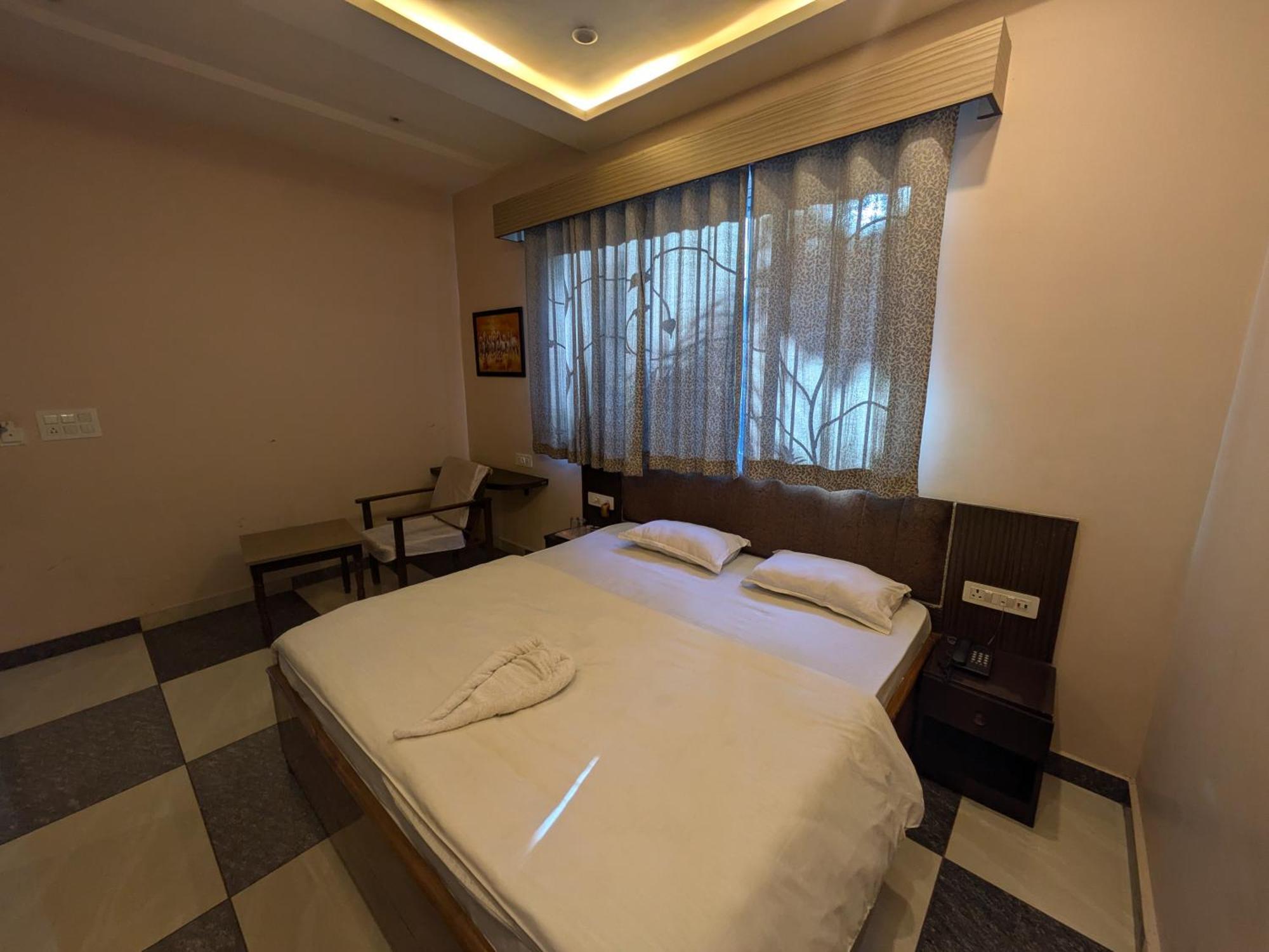 Hotel Kishori Vatika Ramnagar  Esterno foto