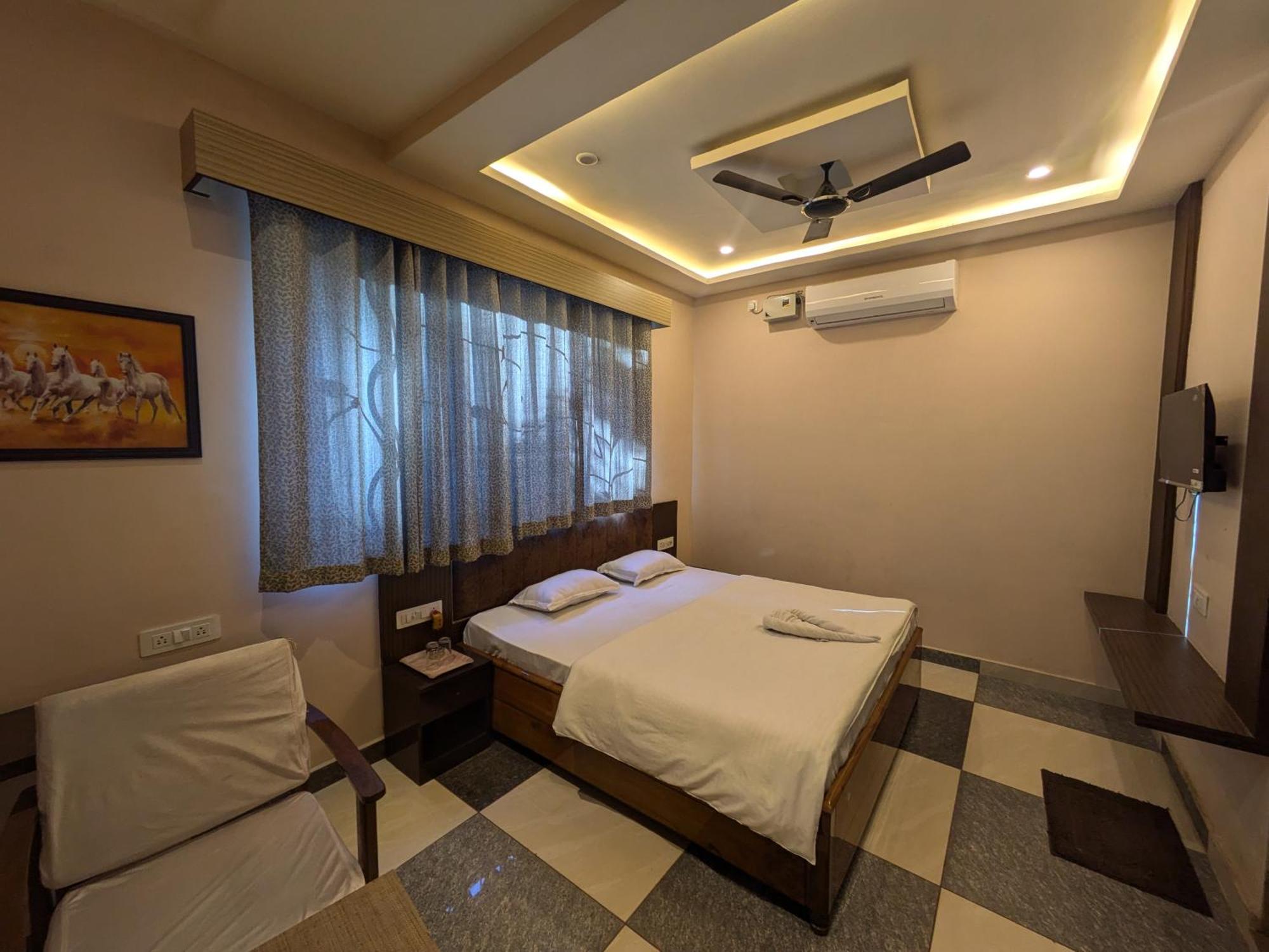 Hotel Kishori Vatika Ramnagar  Esterno foto