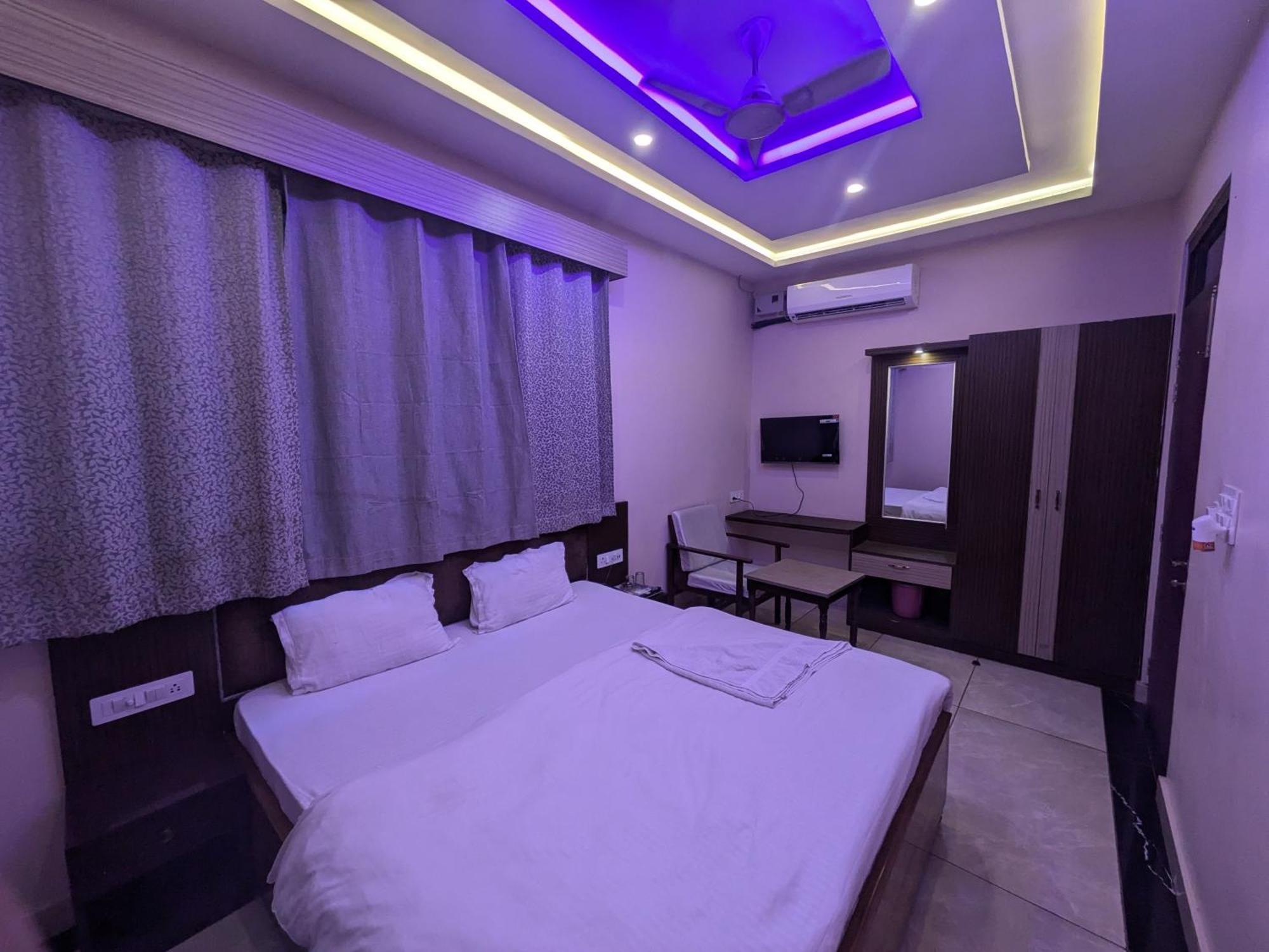 Hotel Kishori Vatika Ramnagar  Esterno foto